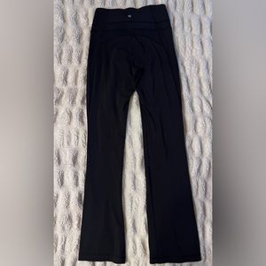 Lululemon Size 6 Groove Pant
Bootcut 32" Full-On Luxtreme Black